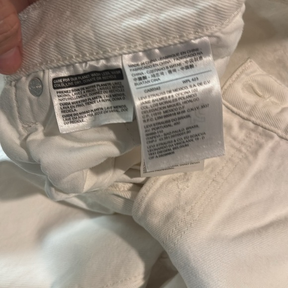 White 501 ct size 29 jeans distressed - Picture 7 of 16